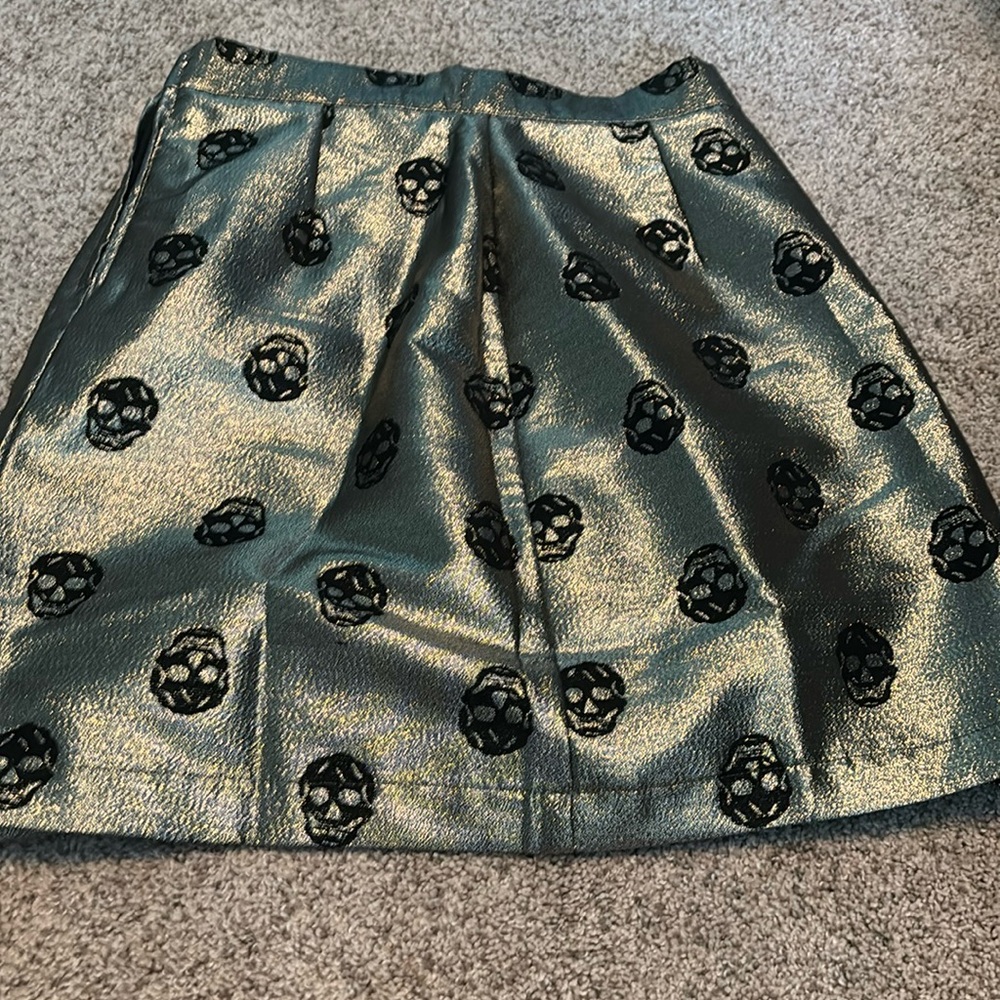 skull skirt